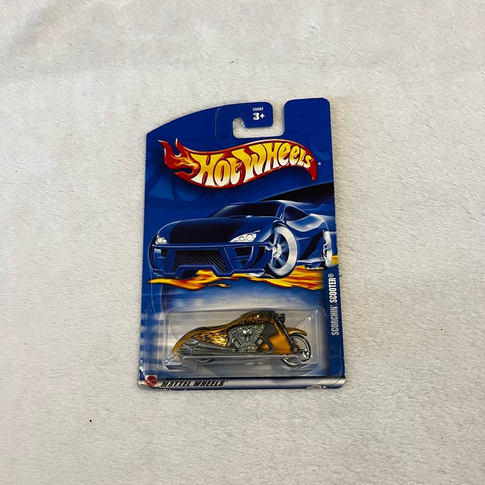 Hot Wheels #197 Gold Scorchin’ Scooter